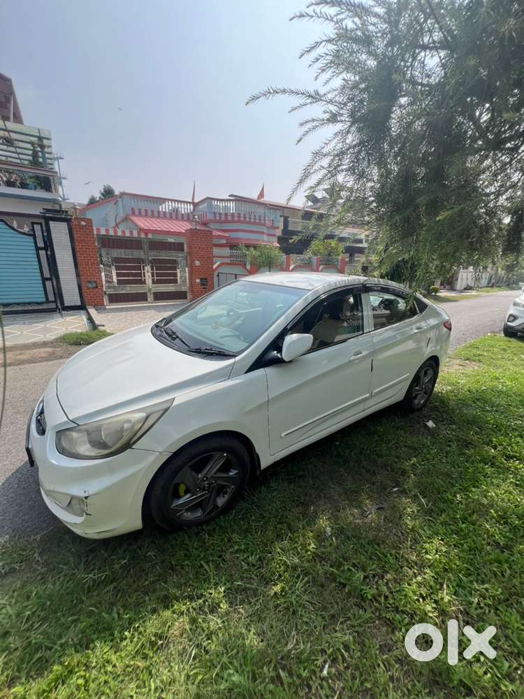 Hyundai Verna Diesel 2014 Top Model Sx Brand New Condition
