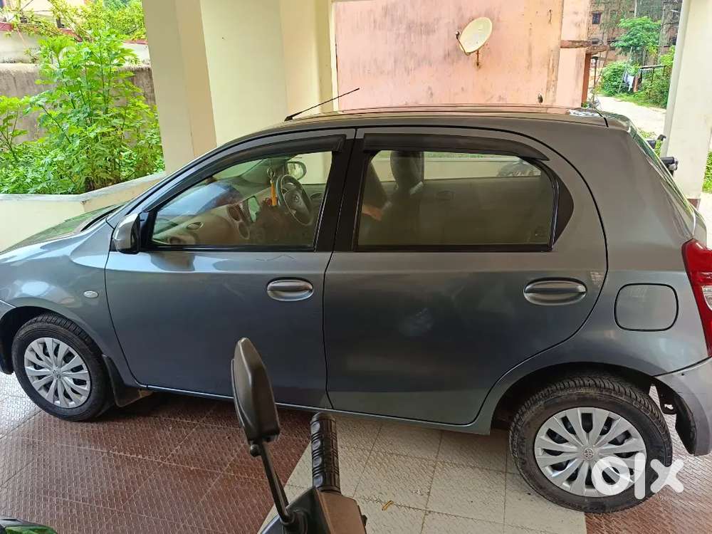 Toyota Etios Liva G 2014