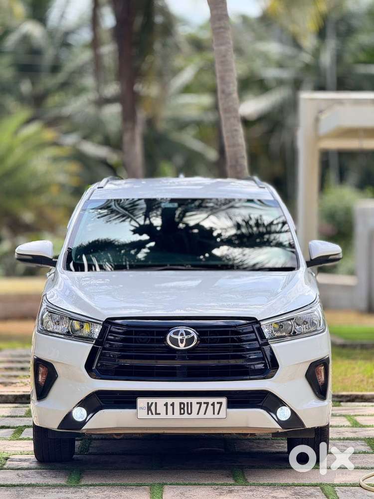 Toyota Innova Crysta 2.8 Gx At 8s, 2021, Diesel