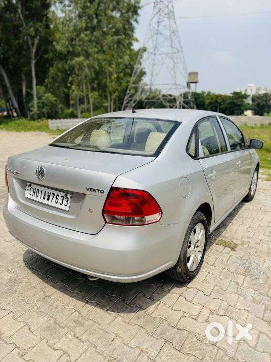 Volkswagen Vento 1.0 Highline Plus, 2014, Petrol