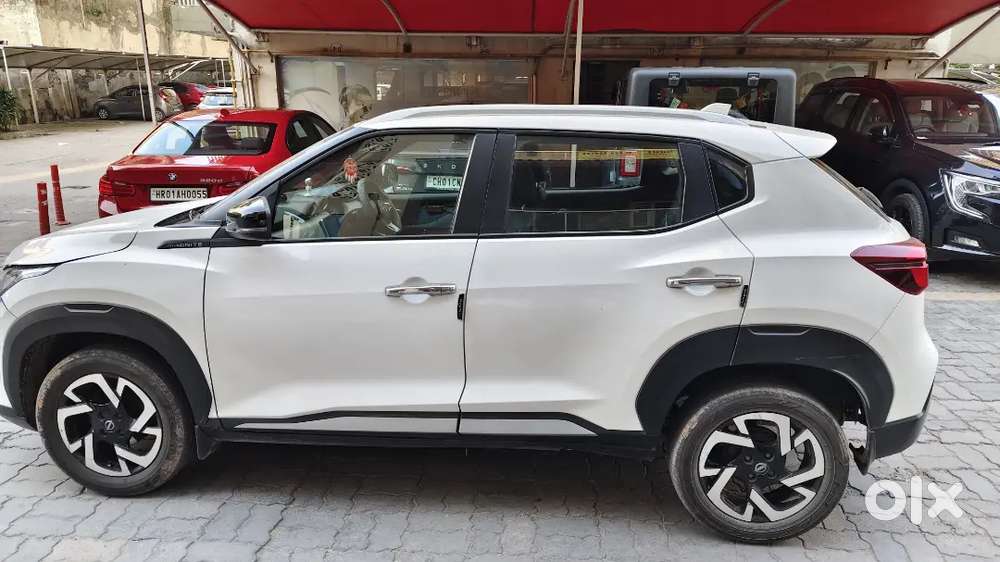 Nissan Magnite 2022 Petrol Well Maintained.