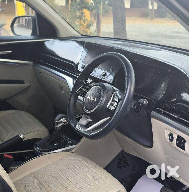 Kia Carens 1.5 Luxury Plus Diesel At 6 Str, 2022, Diesel