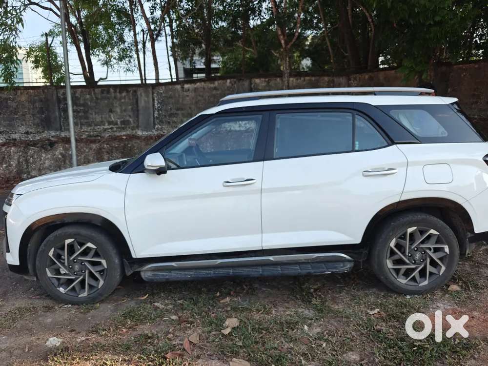 Hyundai Alcazar 2024 Diesel Well Maintained