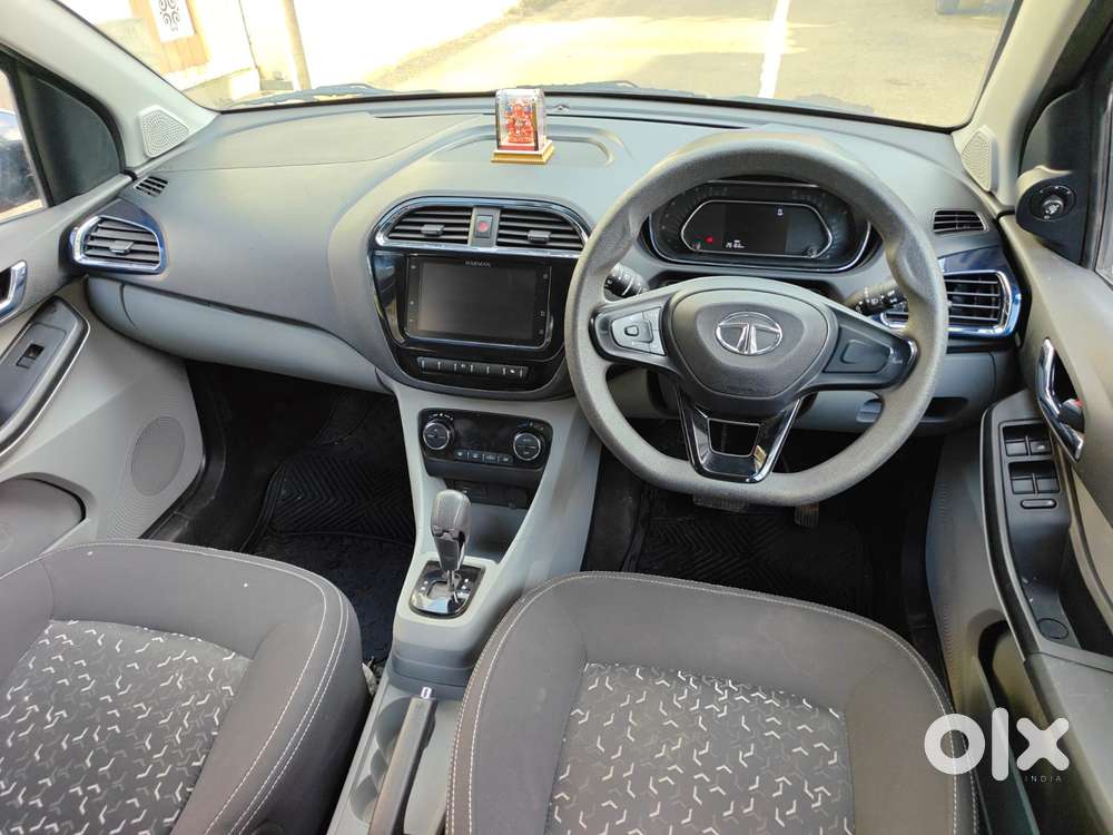Tata Tiago 1.2 Revotron Xza, 2022, Petrol