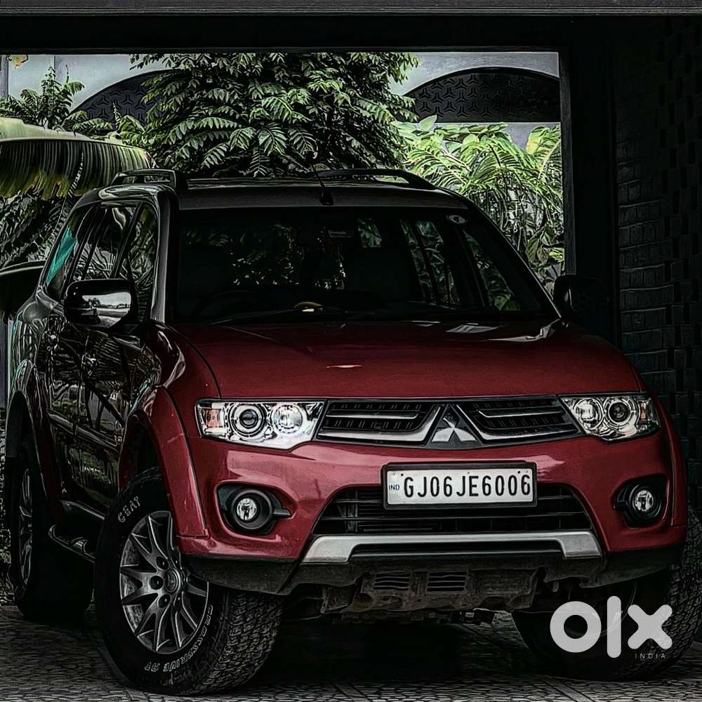 Mitsubishi Pajero Sport 2015