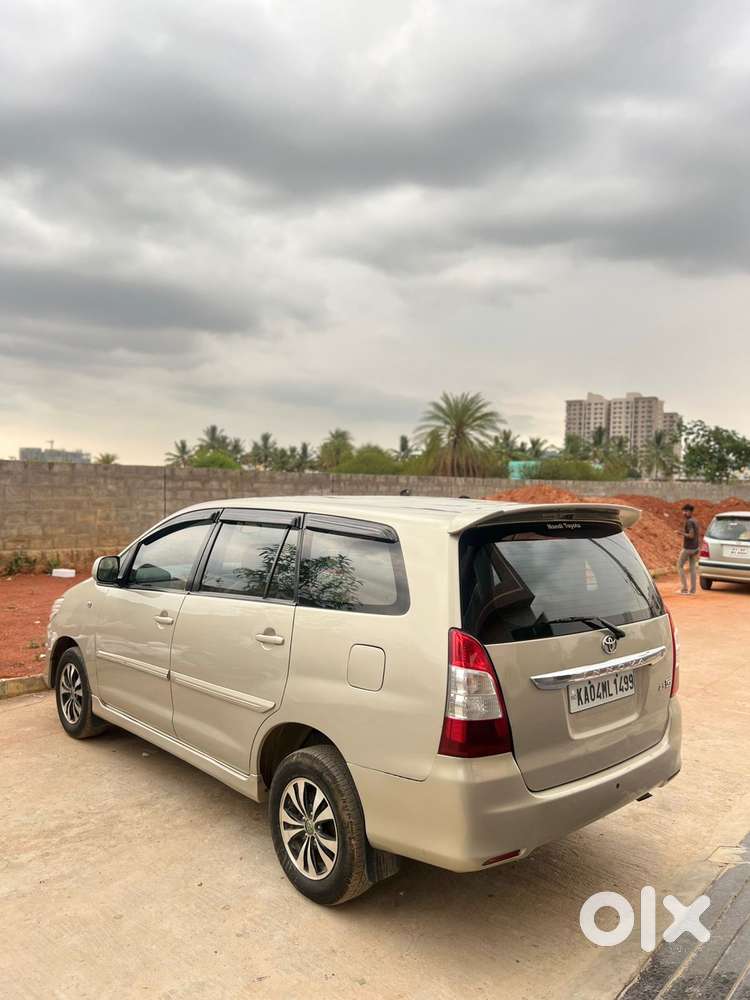Toyota Innova 2.5 G (diesel) 7 Seater Bs Iv, 2012, Diesel