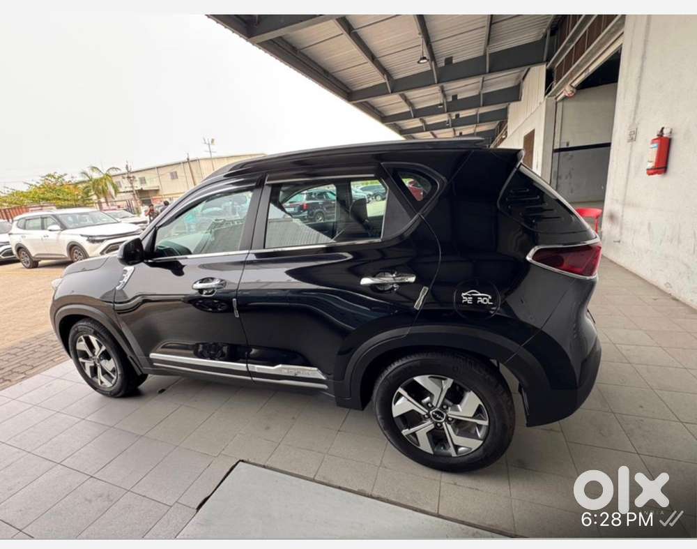 Kia Sonet Petrol 2023