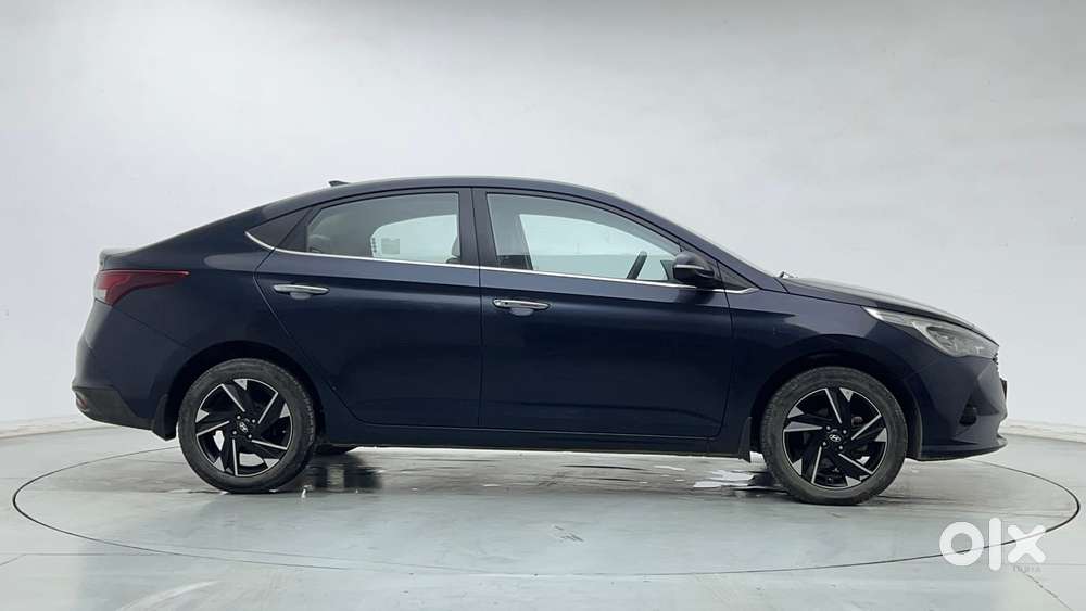 Hyundai Verna 1.5 Sx (o) Vtvt Ivt, 2022, Petrol