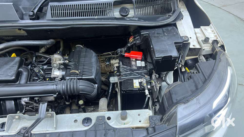 Renault Triber Rxz, 2022, Petrol