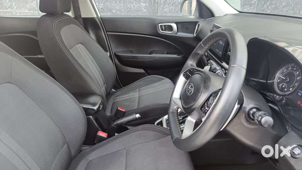 Hyundai Venue Sx Plus Turbo Dct, 2022, Petrol