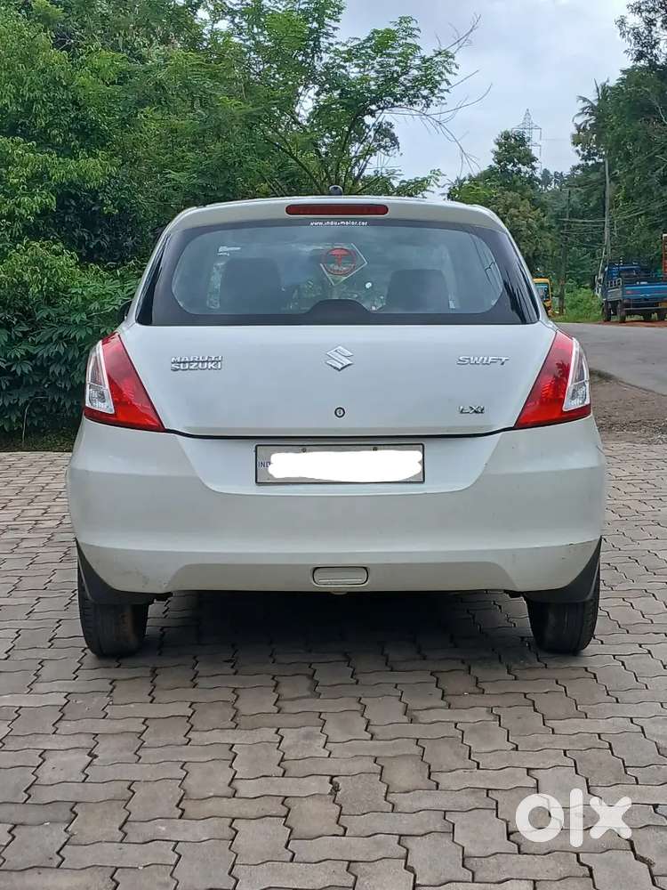 Maruti Suzuki Swift Lxi Petrol 2014