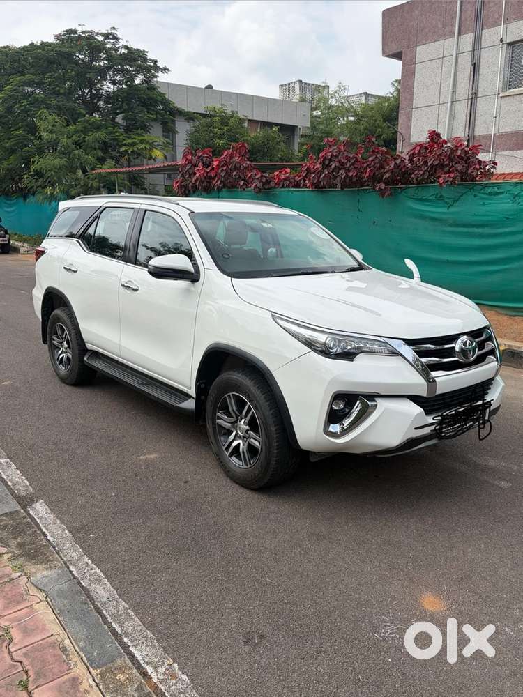Toyota Fortuner Legender 2018