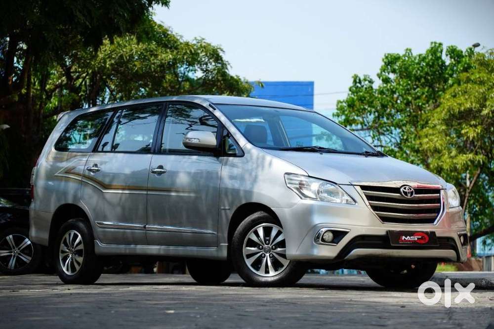 Toyota Innova 2.5 Z Diesel 7 Seater Bs Iv, 2015, Diesel