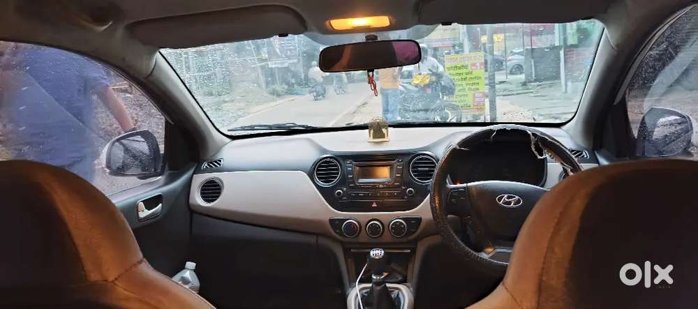 Hyundai Xcent Petrol Sx 25/11/2015