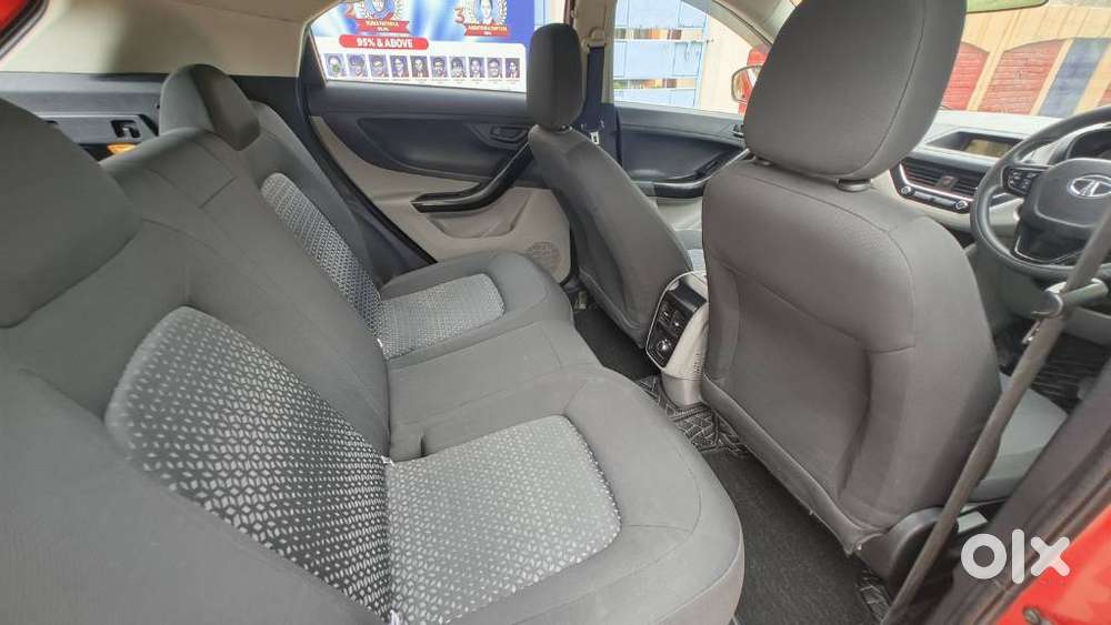 Tata Nexon 1.2 Revotron Xt, 2020, Petrol
