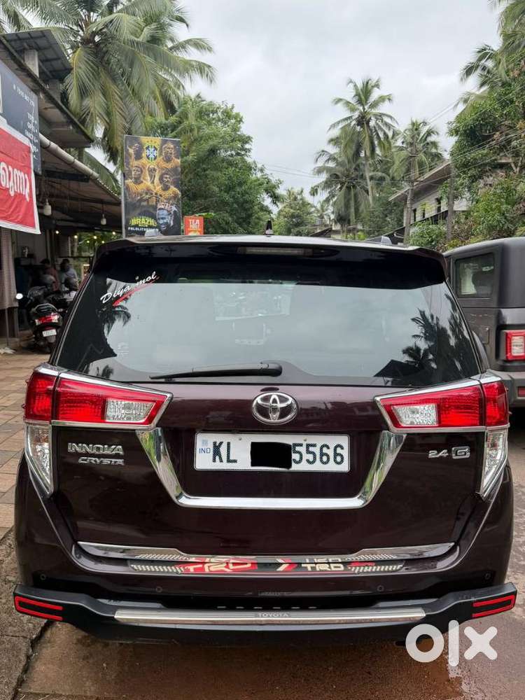 Toyota Innova Crysta 2.8 Gx At 8s, 2021, Petrol