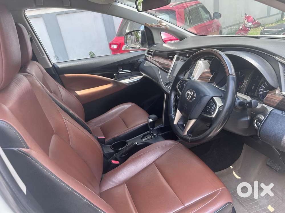 Toyota Innova Crysta 2.8 Z, 2017, Diesel