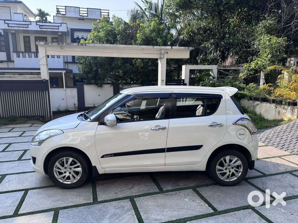Maruti Suzuki Swift Zdi Plus, 2014, Diesel