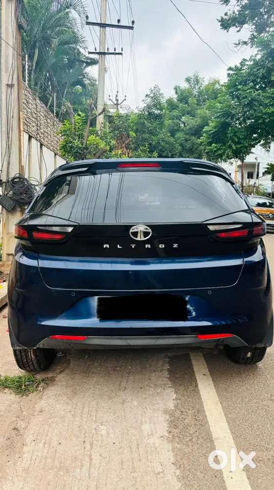 Tata Altroz Xm Plus 2025