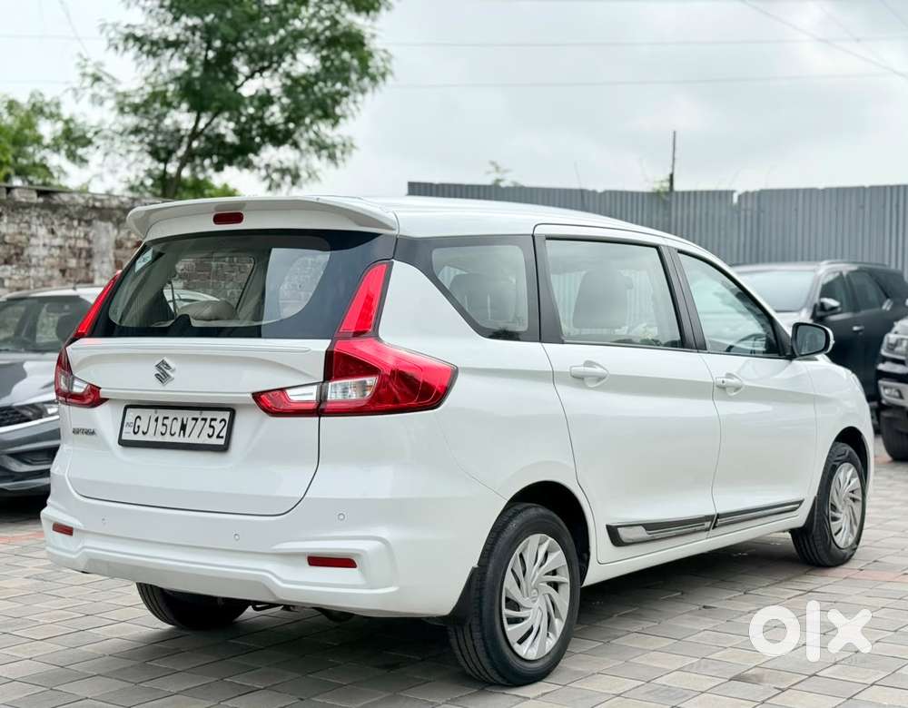 Maruti Suzuki Ertiga Vxi (o) Cng, 2022, Petrol