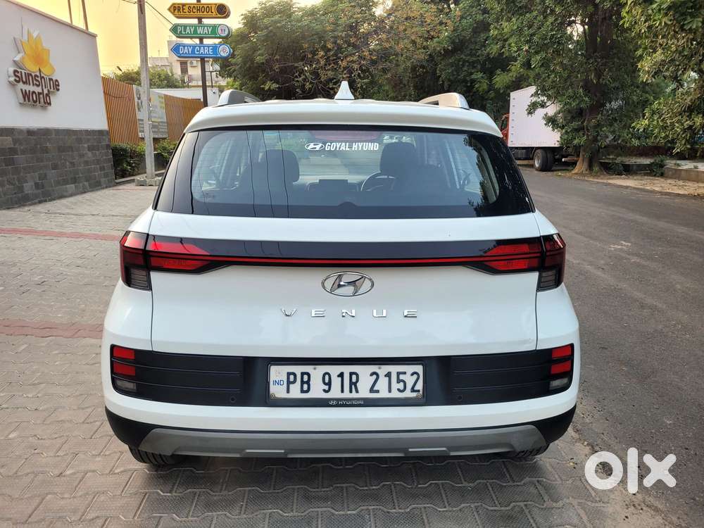 Hyundai Venue [2022-ongoing] 1.2 S, 2022, Petrol