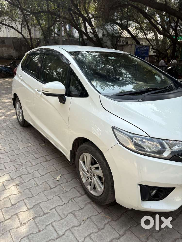 Honda Jazz V Automatic, 2016, Petrol