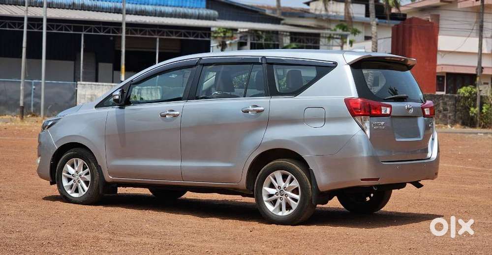 Toyota Innova Crysta 2.8z Automatic, 2017, Diesel