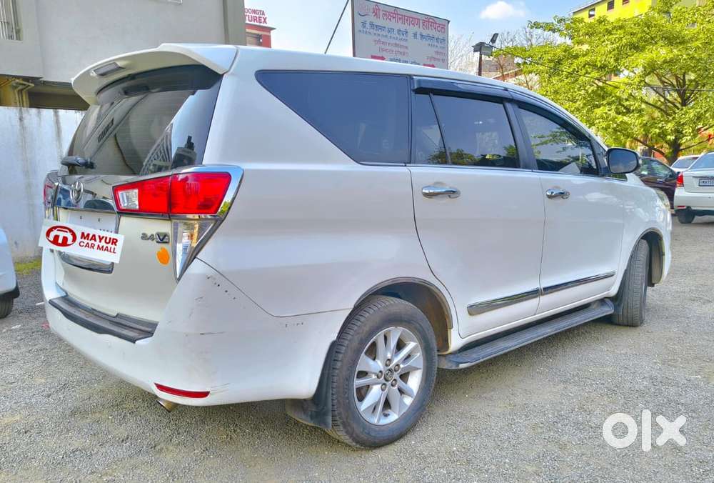 Toyota Innova Crysta 2.4 V 8 Str, 2018, Diesel