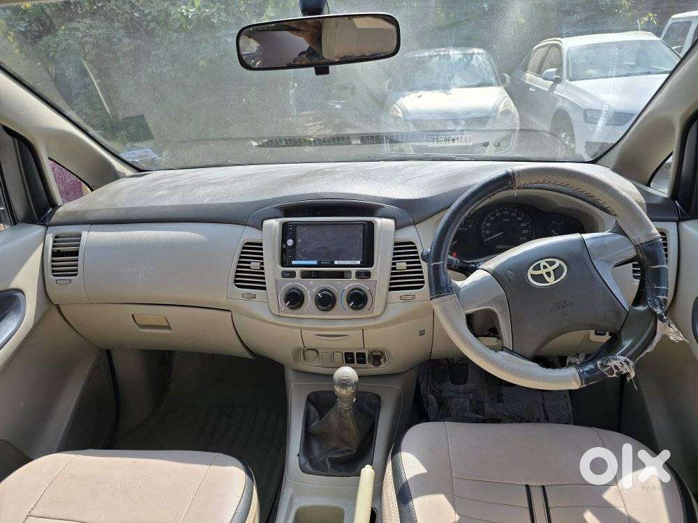Toyota Innova 2.5 G (diesel) 7 Seater, 2013, Diesel