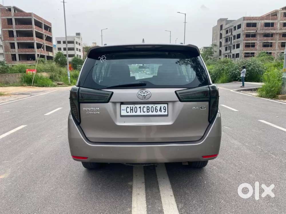 Toyota Innova Crysta 2.4 G Plus Mt 7 Str, 2020, Diesel