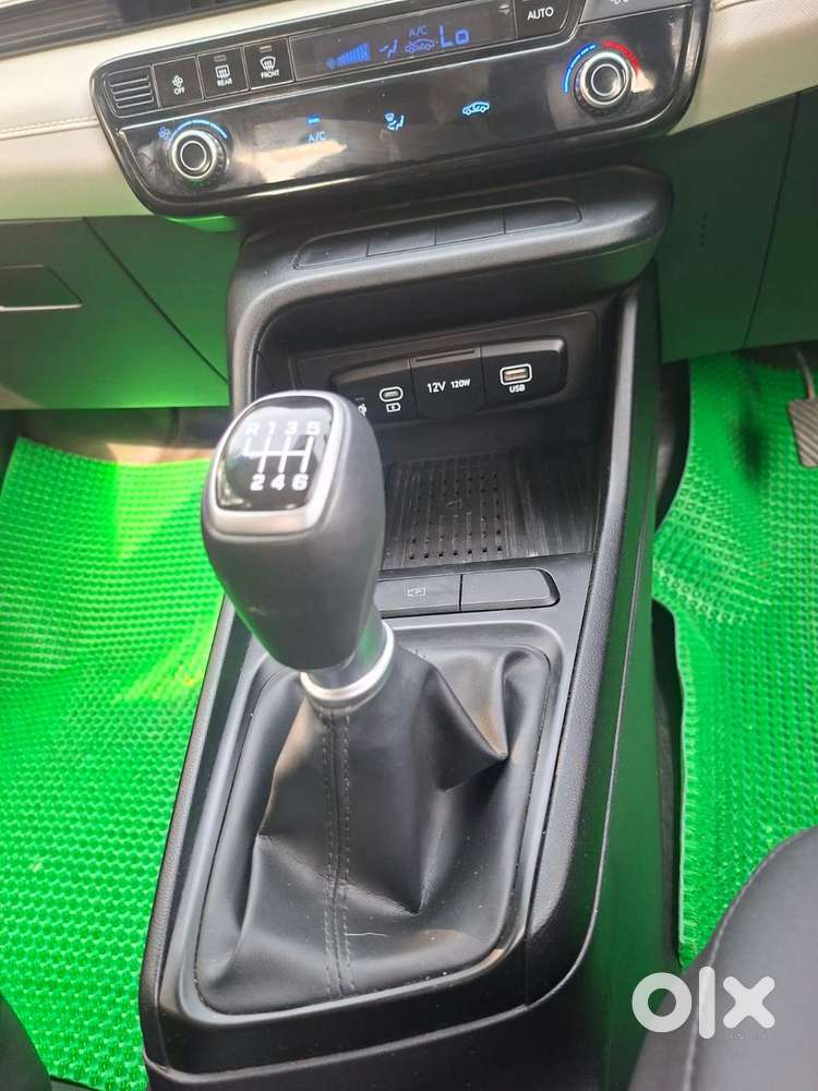 Hyundai Verna, 2025, Petrol