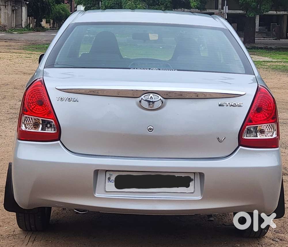 Toyota Etios 2010-2012 V, 2011, Petrol