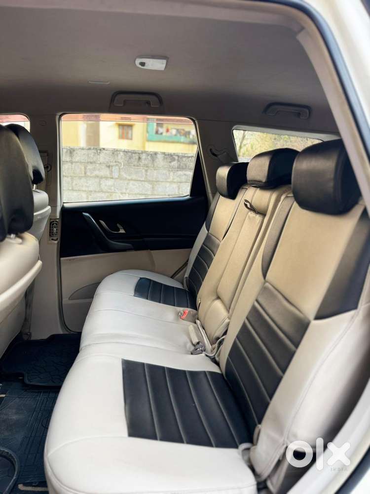 Mahindra Xuv500 W6 At, 2016, Diesel