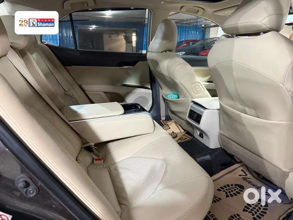 Toyota Camry Hybrid, 2019, Petrol