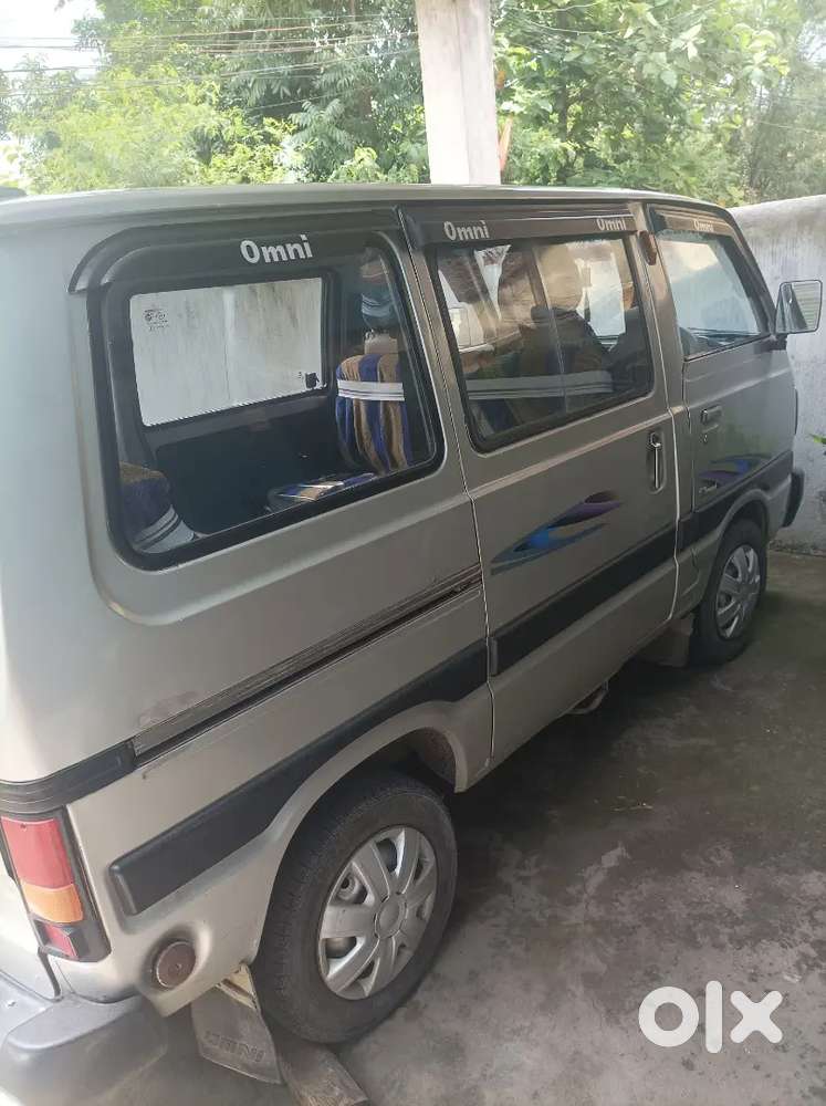Maruti Suzuki Omni 0.8 2011
