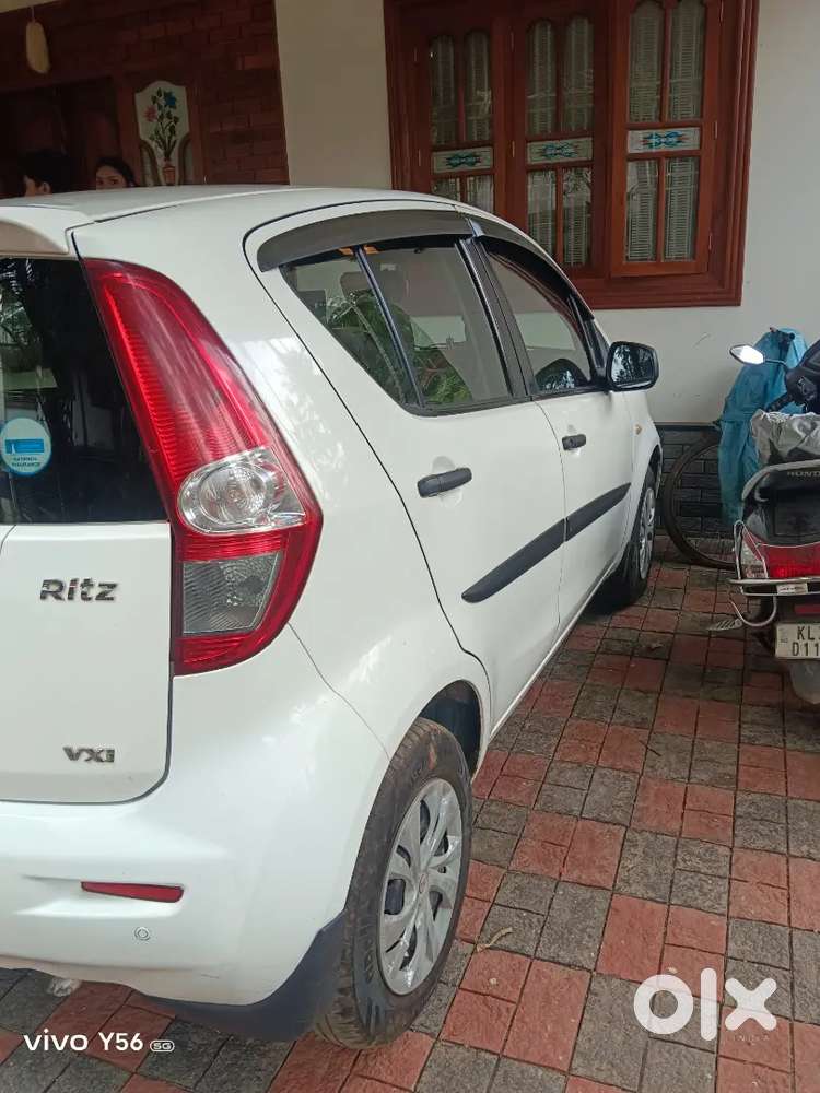 Maruti Suzuki Ritz 2013 Petrol 82000 Km Driven