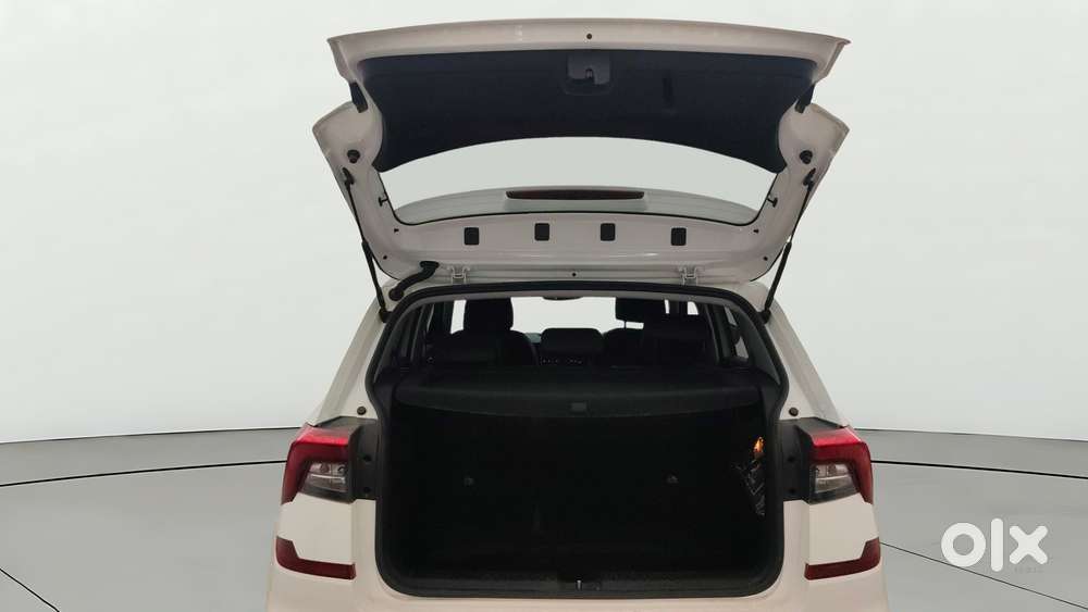 Skoda Kushaq Monte Carlo 1.0l Tsi Mt, 2023, Petrol