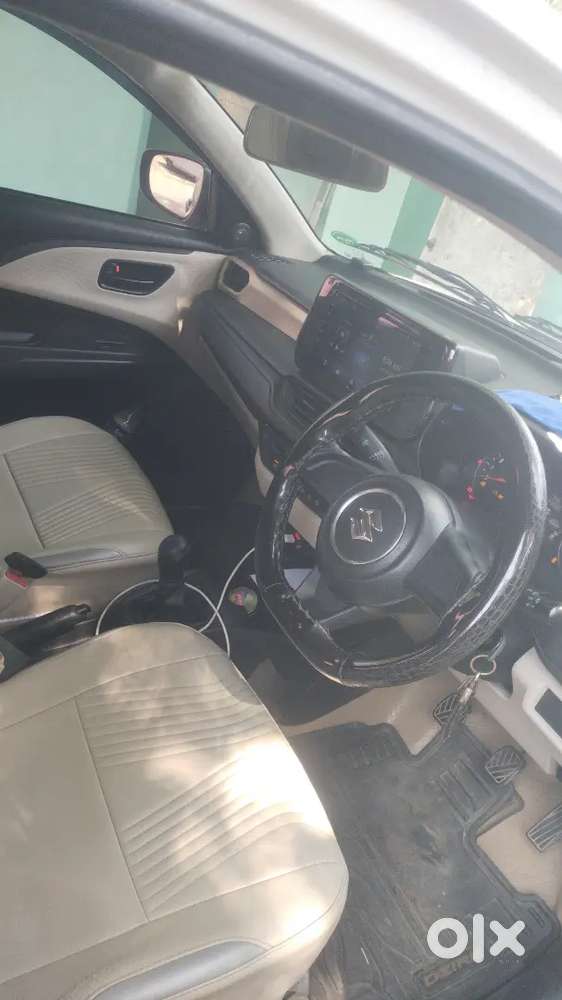 Maruti Suzuki Dzire 2025 Cng & Hybrids 45000 Km Driven