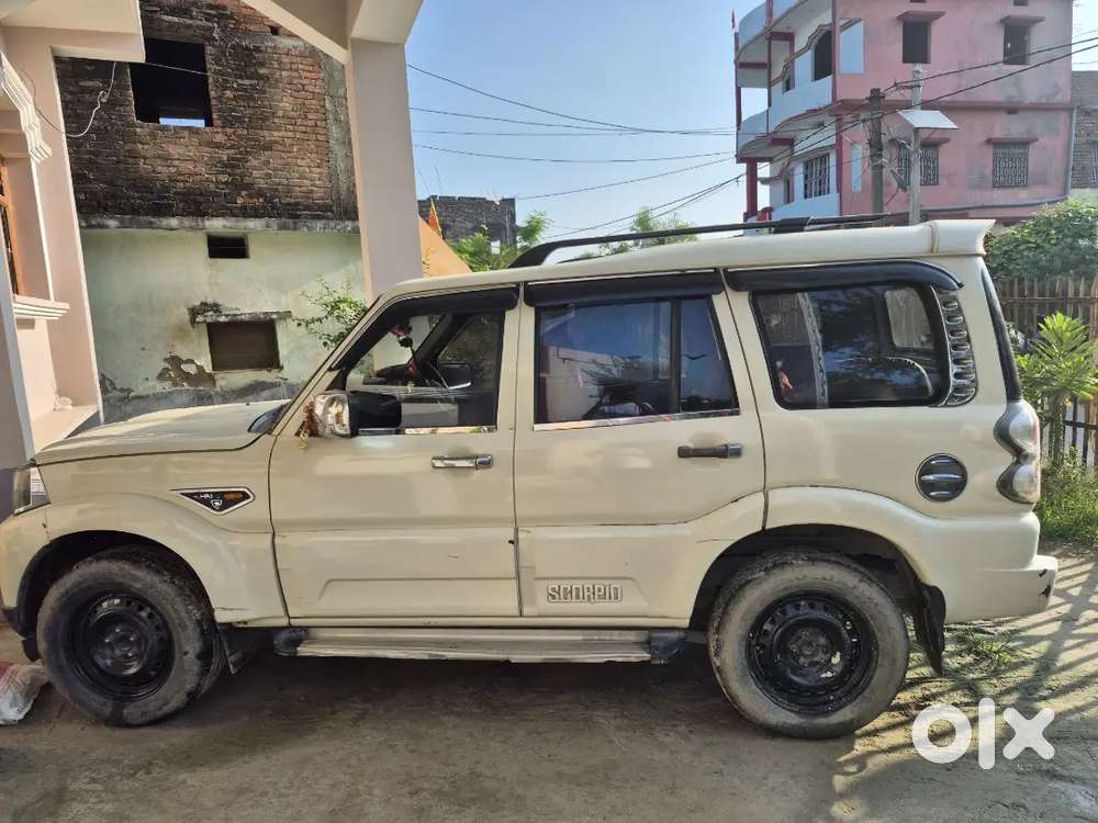 Mahindra Scorpio 2016
