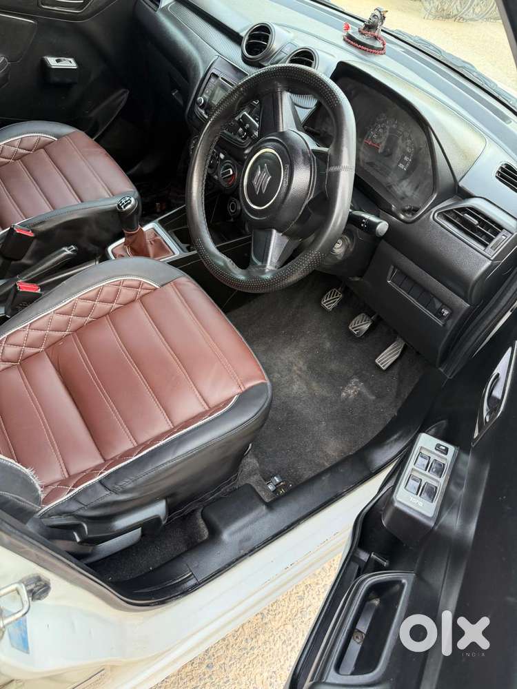 Maruti Suzuki Swift Lxi Optional-o, 2018, Petrol