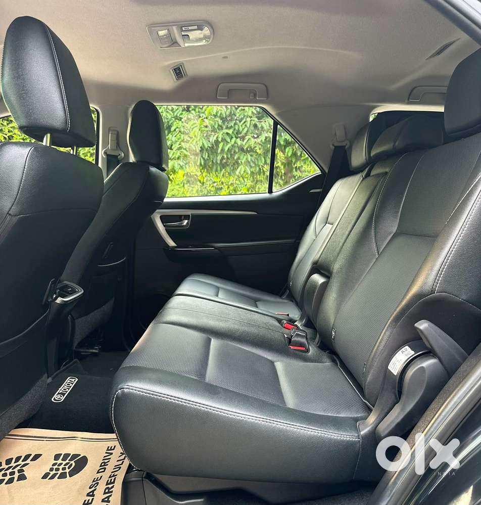 Toyota Fortuner 4x2 At 2.7 Petrol, 2024, Petrol