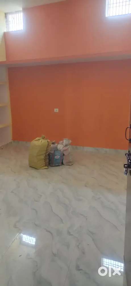 2 BHK ROOM FOR RENT