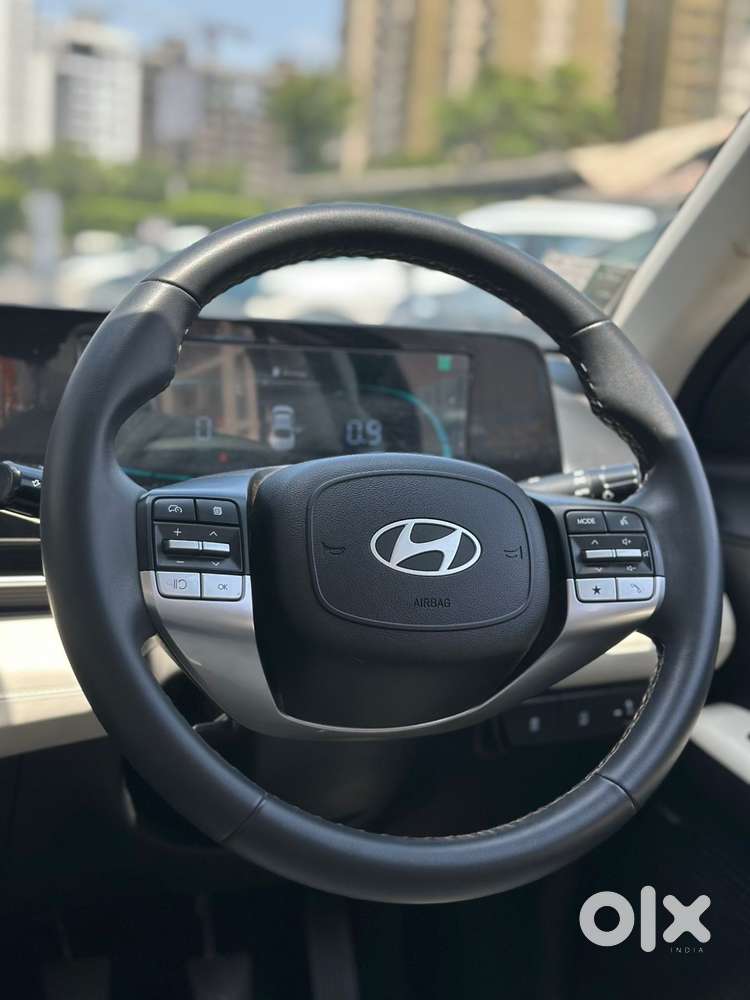 Hyundai Verna 1.5 Sx (o) Ivt, 2024, Petrol