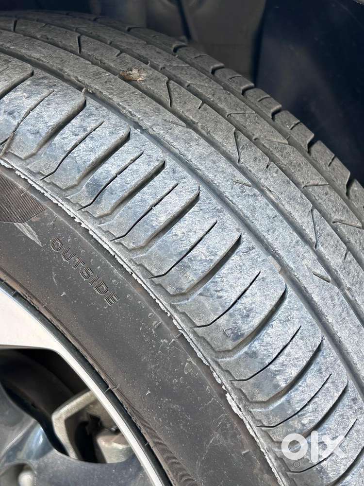 Hyundai Venue 2019 Petrol Well Maintained