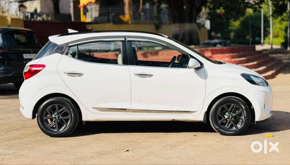 Hyundai Grand I10 Nios Sportz Mt Dual Tone, 2022, Petrol