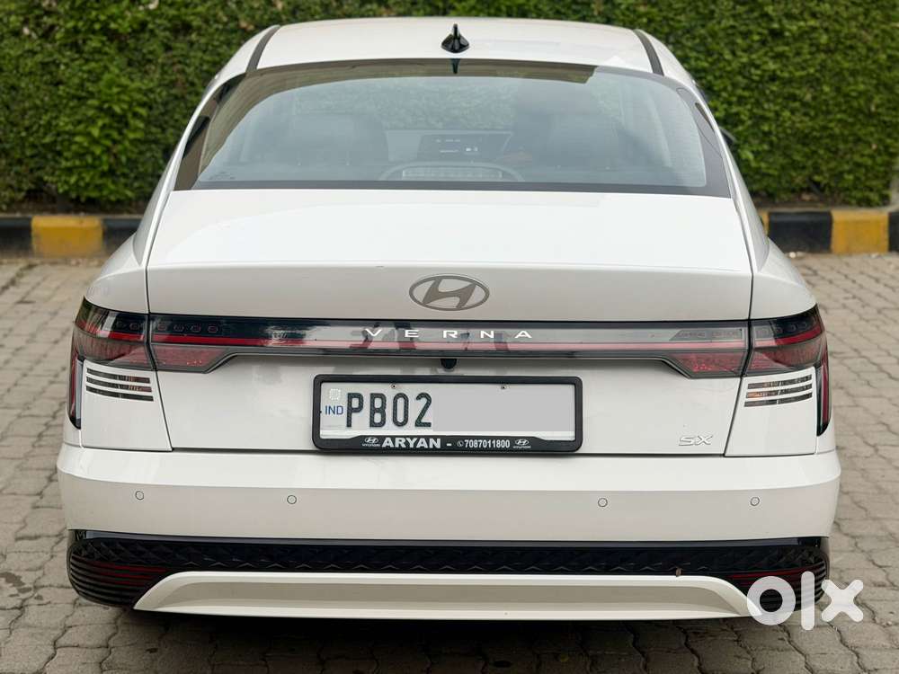 Hyundai Verna 1.5 Sx Vtvt, 2024, Petrol