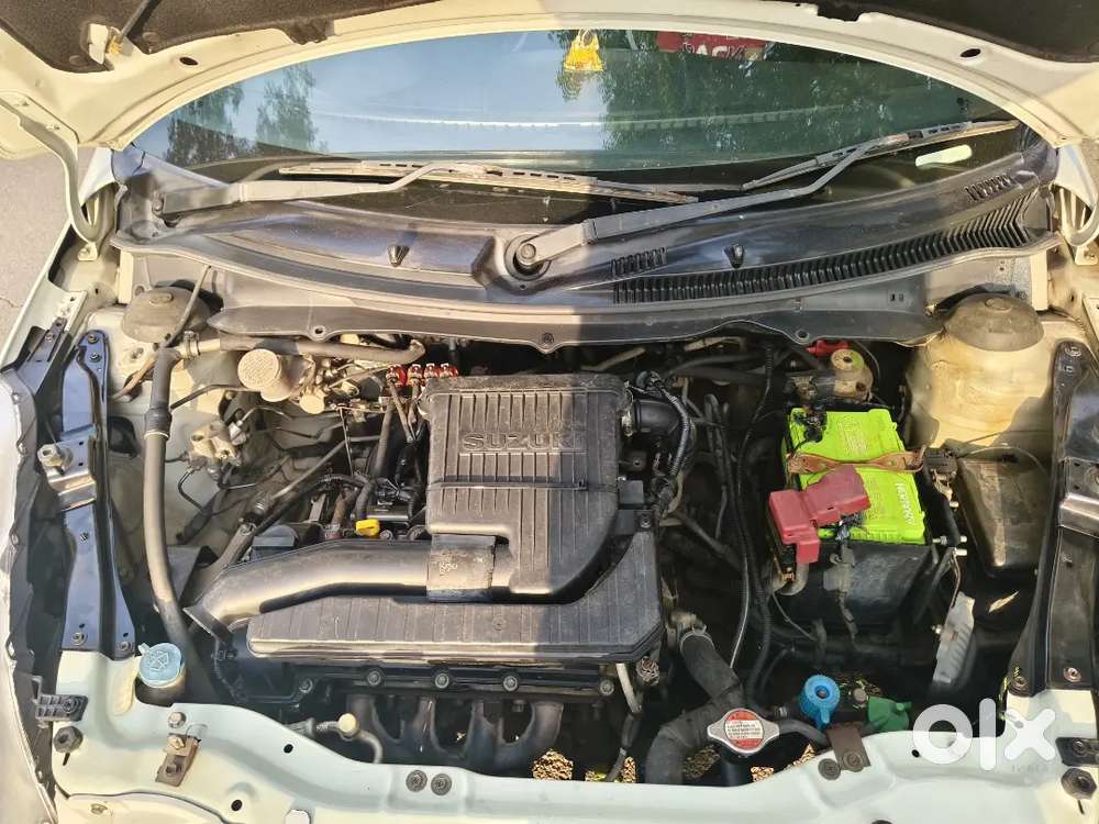 Maruti Suzuki Swift 2017 Cng & Hybrids 84000 Km Driven