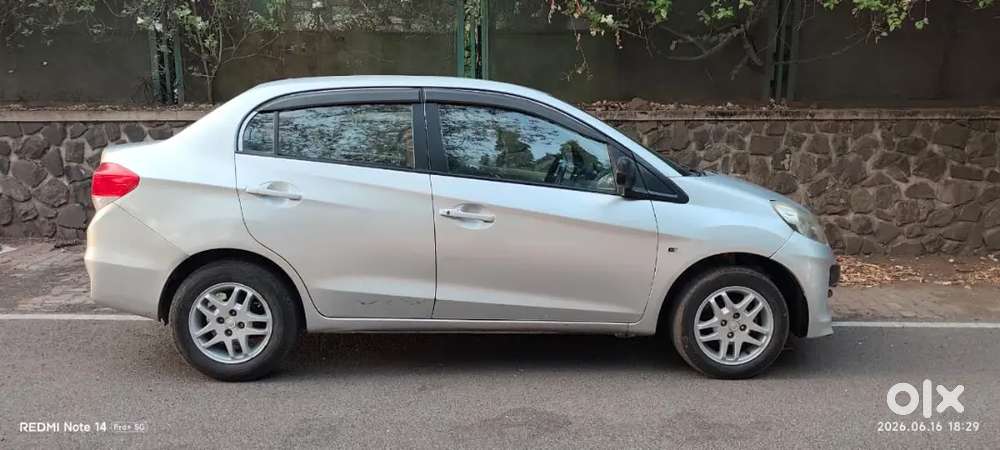 Honda Amaze Good Condition Car Petrol + Cng