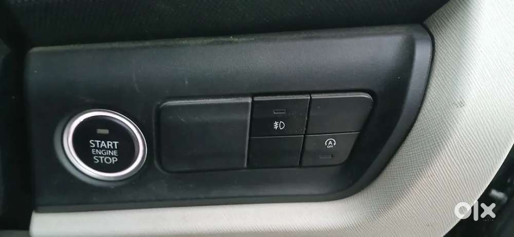 Tata Altroz 1.2 Xt, 2022, Petrol