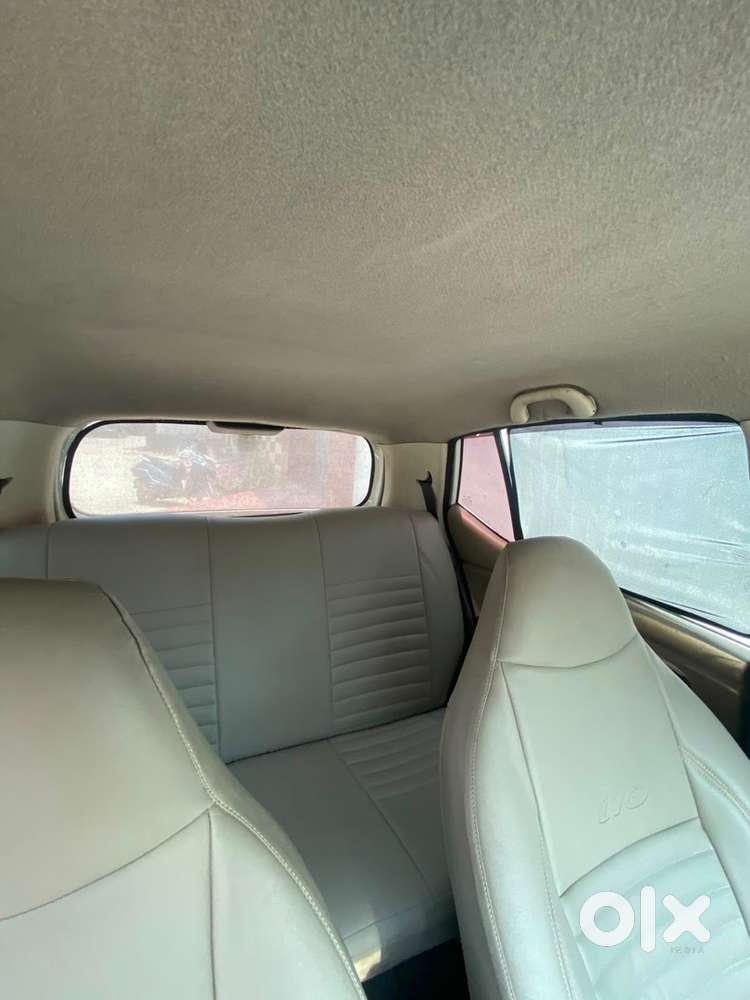 Hyundai I10 Sportz Petrol 2011
